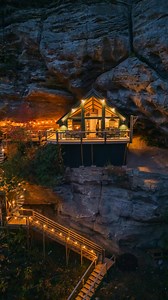 ✨Booking Details 👇🏼 🌿 Rockface Retreat | Red River Gorge, KY Book through the link in our bio ❤️ Staying with The Hideaways is more than a place to lay your head - it’s an experience that offers: 🍁A secluded and scenic location near local favorites and the Red River Gorge for outdoor adventures. 🌿Thoughtfully designed cabins that are intentional, cozy, and intertwined with nature. 🤌🏼 Special touches like unique hot tubs, one of a kind views, and grills to enhance your stay. ⚖️ The perfect