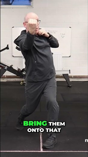 Backhand Uppercut Right Up The Middle #boxing #shorts #technique