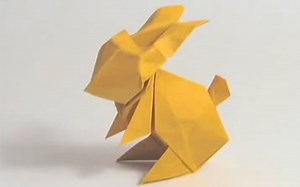 《to the moon》兔子折纸