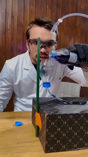 440K views · 1.3K reactions | None stop water fountain . #science #tricks #experiment #tranding #tiktok | Himanshu Jatav | Facebook