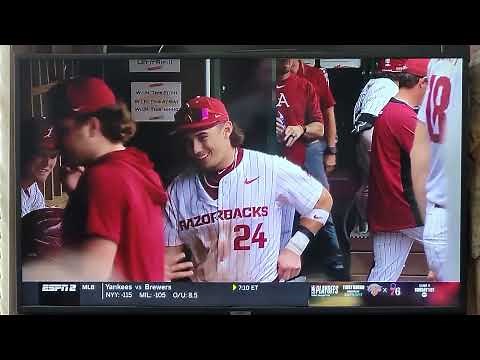 Recap of Arkansas Center Fielder Faking Out Florida Base Runners