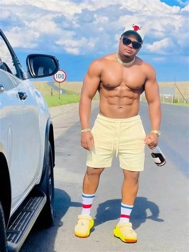 3 comments | Ubani Lona obhonga sabhubesi la ?? | Babeface Zuanie Nkosinathi | Facebook