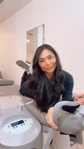 We can make your life ✨cooler✨ with the Cryo Queen facial! This facial is great for boosting circulation, calming inflammation and detoxing the skin it’s pregnancy safe 😍🧖‍♀️ #coloradosprings #cryotherapy #facefoundrie | FACE FOUNDRIÉ