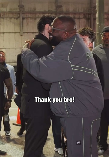 “The richest man is the man that gives the most away” 🥹❤️ @RICKROSS @Chat_Mobile I teamed up with Ch@ Back, Ch@mobile’s community giveback program—built to show up for everyday people in real, tangible ways—while giving you access to a creative cellular platform that brings you closer to the culture of musicians, streamers, and trendsetters. Link in bio to learn more ❤️