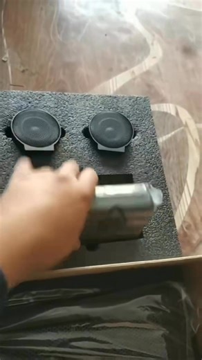 Models：PDF-21 Car amplifier Out put power：45W×2 90W×1 S／N Ratio：100 dB SUB Phase：0/180° Per Octave Slope（S）：12/24 dB Power Supply：11—15V L×W×H（mm）：138×111×42mm Fuse（s） Size：10A×1 2.5 inch speaker Impedance（Ohms）：4 Sensitivity（dB/W/M）：90 dB Frequency Response：150Hz−20Khz Voice Coil：KSV20.4 RMS Power：20W Magnet：NEO 6.5inch Subwoofer Impedance（Ohms）：2 2 Sensitivity（dB/W/M）：88 dB Frequency Response：35Hz−300hz Voice Coil：KSV30.5 MagnetMass（Oz）：16.5 RMS Power：60W L×W×H（mm）：355×240×90mm | Plinius Car a