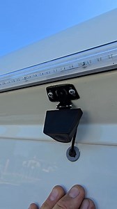 Sorveglianza in camper 😱😱😱😱 essi oggi parliamo di sorveglianza e di sistemi android per iveco daily ,occhio al video qui sotto ,buona visione 🙏👍💪🫶🔝❤️# #nomacellaite #volaneiperte #facebookreelsviral #camperistiitaliani #clientifelici #clientispeciali #roma #clientisoddisfatti #camping #sorveglianza #telecamere #android | Universal Motors Officina Camper Nautica Auto