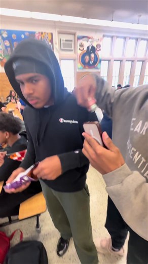 🥊🥊 #shark #funny #chicago #prank #fyp