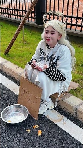 Kind Zihang#clown #couple #shorts