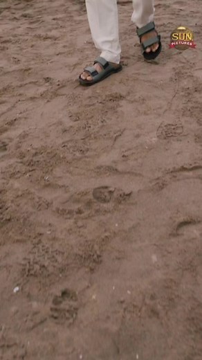 The much awaited Beast OST is here🤩 ▶️ https://www.youtube.com/watch?v=k67MdP25jrsActor Vijay Anirudh Ravichander Nelson Dilipkumar Pooja Hegde#Beast #beastOST | Sun Pictures