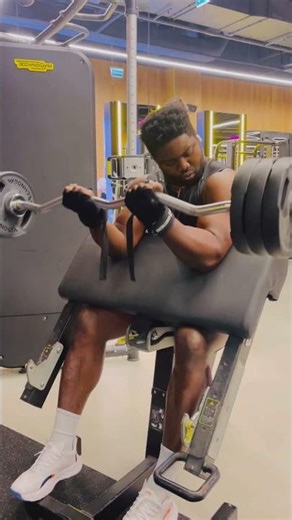 Bicep Curl Machine! | Do THIS for Maximum Growth#motivation #lifeisbutadream #workoutmusic #sports