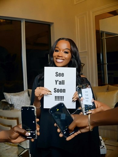 Meet me Saturday, let’s celebrate the Vvscollections.com launch together 🖤 Bundles available Nov 29th at vvscollections.com | D-Perfect