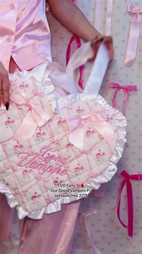 If you’re favorite Vampire is Caroline Forbes and you love the color Pink! Make sure to keep your 👀👀 peeled for some more sneak peaks!! Early access starts tonight at 8PM EST for subscribers 🎀 #tvd #thevampierdiaries #carolineforbes #mysticfalls #tvdfan