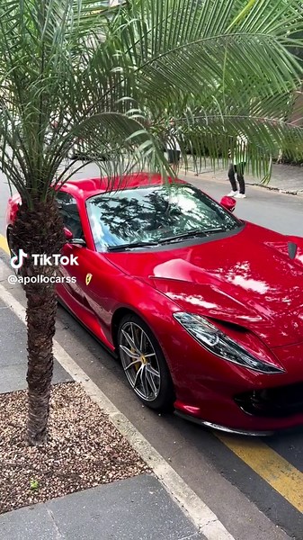 Rosso Fuoco 🤌#ferrari #812gts #V12