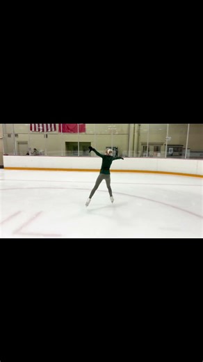 Three-Turn & Mohawk Combination for Figure Skaters #figureskating #mohawk #threeturn