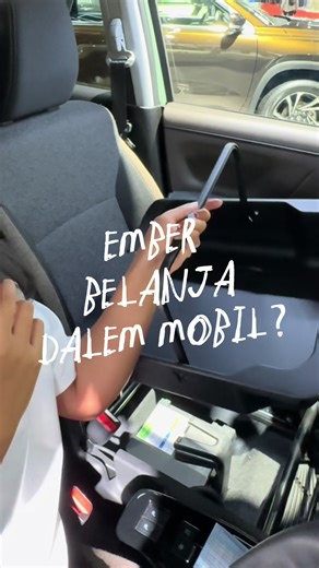 Tiap ke event mobil selalu mampir ke Suzuki, gatau juga kenapa sih. Tapi jujur lagi naksir si Fronx sama X Bee nih #suzuki