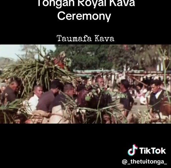 Taumafa Kava: El Ceremonia Real de Tonga