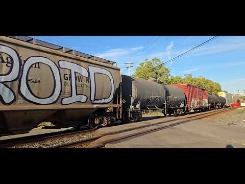6:10 Csx M363 with Csx-4702/Csx-7248 westbound at attridge road Milepost 382