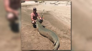 Liberty County man nabs 8-foot alligator gar in Trinity River with 'pawn shop special' rod and reel