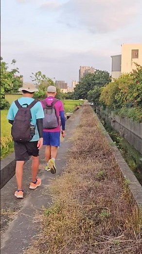 Google Maps is insane! You can actually walk through here! Hiking to Taoyuan HSR Station on July ...