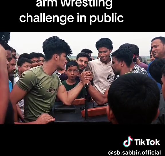 Arm Wrestling Public Challenge: Who Will Win?