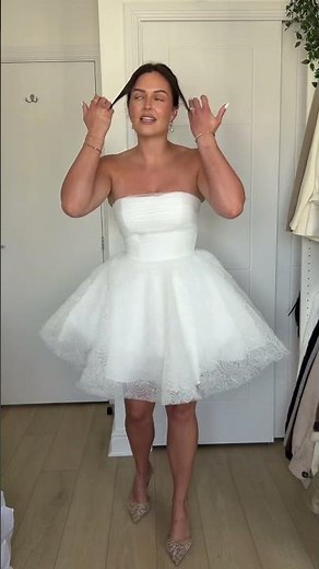 The ultimate short wedding dress for your 2025/2026 wedding day | Charlotte Mills #weddingdress