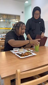 200K views · 2.3K reactions | Sabtu - Khamis (Jumaat Cuti) ⏳Operasi : 11.00am - 6.15pm/sold out Sentul & Wangsa Maju 盧Bulk Order•Catering•Event Lalamove•Grab Food•Food Panda•Shopee Food 0179287492 - Bulk Order Catering Event Cawangan Sentul : 0194727492 Cawangan Wangsa Maju : 0149247440 | Nasi Ayam Mak Chili | Facebook