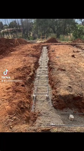 Rebar layout for the footings. #naturalbuildingtocode #naturalbuilding #strawbalehouse