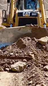 Unstoppable CAT 6015B | Massive Loading Power ⚡ #cat6015b #earthmovers #loadingforce | Earthmover Legends