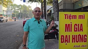 101K views · 608 reactions | Đại Hưng Mì Gia - Tiệm mì ngon gia truyền 3 đời hơn 60 năm không thay bảng hiệu ! #ColorMan | Color Man | Facebook