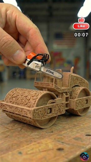 STIHL Chainsaw vs. Carved Wooden Road Roller! 🚜🪚