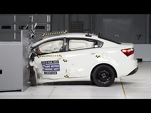 2013 Kia Rio driver-side small overlap IIHS crash test