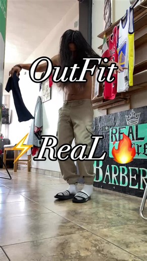 Outfit Real🔥⚡️🇲🇽 - - #realstreetbarber #2025 #barbershop 💈#parati #fyp #mexico #viral #2pac 🔥🇲🇽💣💈💎🫶🏽👌🏾⚡️