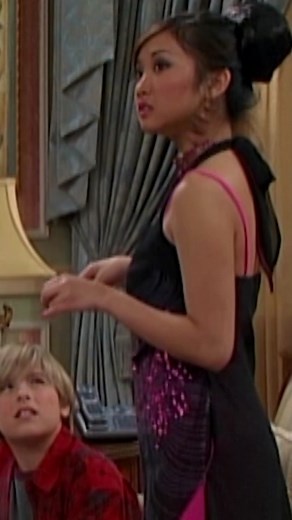 Some of our talented voice actors have appeared in multiple shows over the years 🎤 Tell us your faves in the comments! #DisneyTVA #Animation