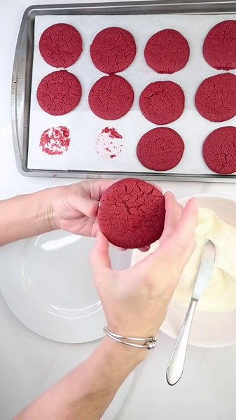 Do this with Red Velvet cake mix ❤️