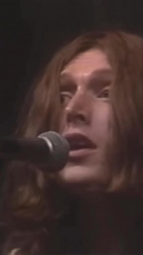 Lord Rare Rock on Instagram: "PLAY US A TUNE - Traffic perform “Dear Mr. Fantasy” live in Santa Monica (1972). Stevie Winwood is remarkabley keeping it all together with his trademark vocals and fine guitar playing whilst all that orange sunshine running around in his head. This British quartet never cracked the pop charts with this spiraling psych-rock song. (In fact, they never even issued it as a single.) But the six-minute “Fantasy” was designed more as a deep, mind-expanding bong hit than a