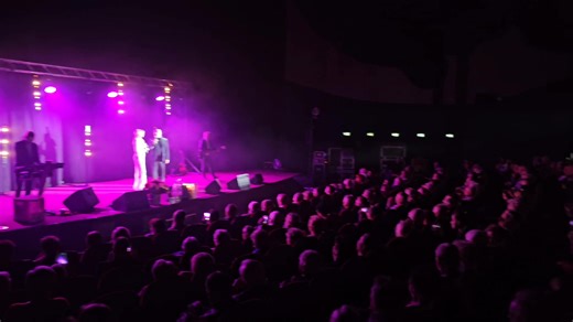 Kochani❤️ Dla Was fragment waszej ulubionej piosenki w duecie🥰 Dziękuję raz jeszcze KRAKÓW❤️ | Teresa Werner