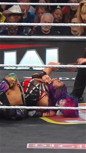 #Asuka has officially earned her spot in the Women’s Elimination Chamber Match at #WWEChamber! ⛓️ #WWERaw | WWE