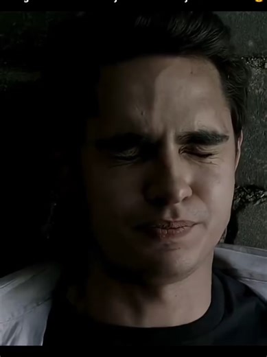 🎬 The Darkest Hour (2011 Movie) #earth #alien #scifi #dog #netflix