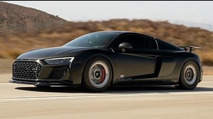 Testing the speed of a twin turbo Audi R8