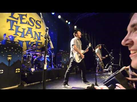 LESS THAN JAKE - REST OF MY LIFE (LIVE AT ZECHE CARL, ESSEN DE 18-08-2015)