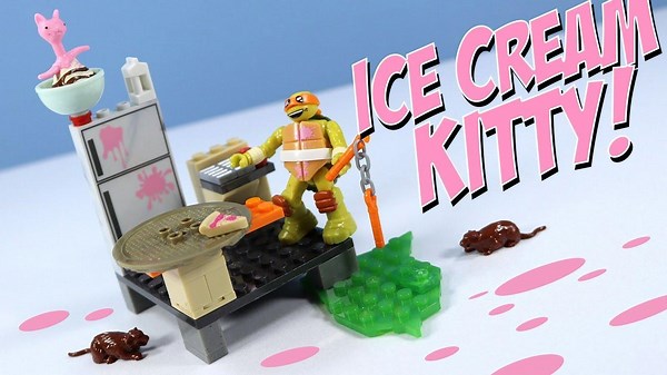 Mega Construx Teenage Mutant Ninja Turtles Mikey Kitchen With Ice Cream Kitty