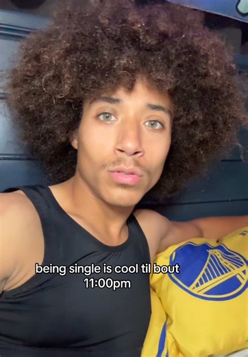 want my back scratched man🙄 #fyp #foryourpage #blowthisup #viral #crisbmovinn