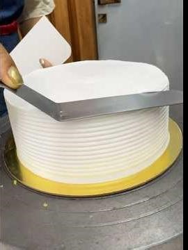 Early morning cake order! 🎂✨ Starting the day with fresh cake Watch till the end final cake design