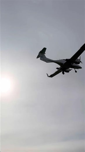 Diamond DA42 landing (storm Amy )