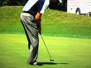 Jim Furyk Putting - Left Hand Low (8-15-2012)