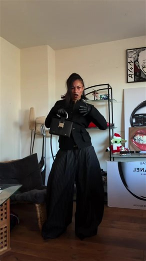 Creative Transitions and Glitches in Video Editing