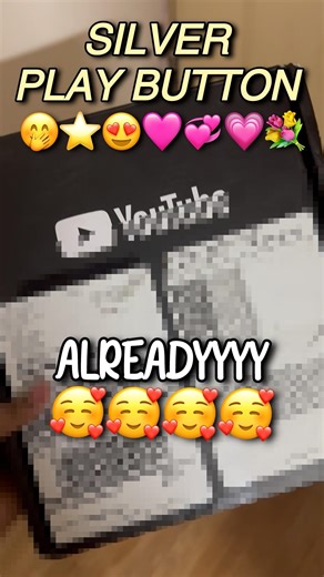 SILVER PLAY BUTTON UNBOXING! 💕💋💗