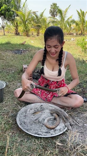 Amazing cooking eels #food #foodie #foodlover #foodgasm #foodpics