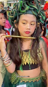 DIY Medusa book character costume 💚🌿🥀🐍 #Medusa #mommymikaysvlog | Mommy Mikay's Vlog