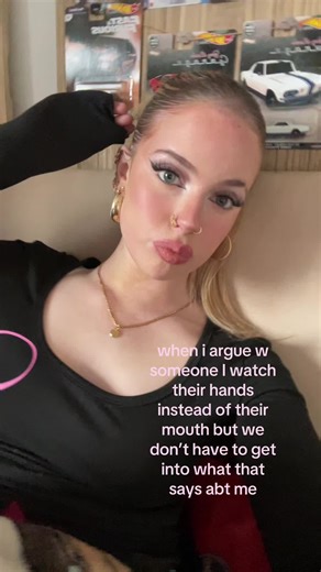 Understanding Body Language in Arguments